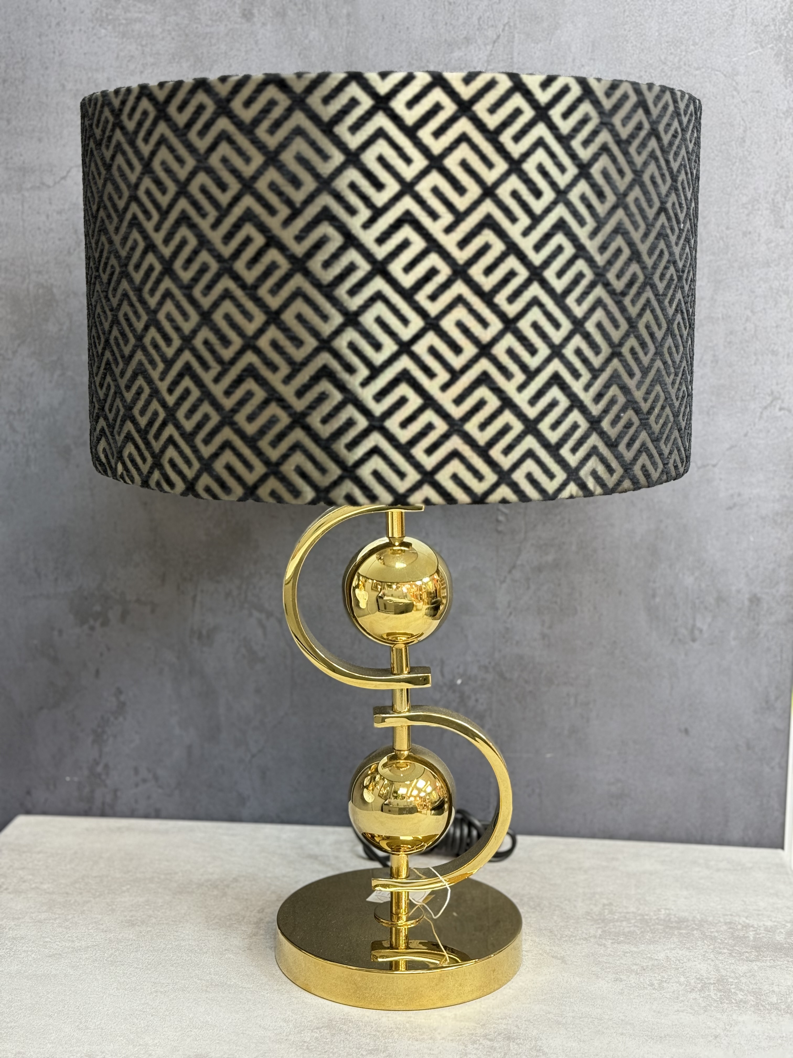 آباژور رومیزی فندی