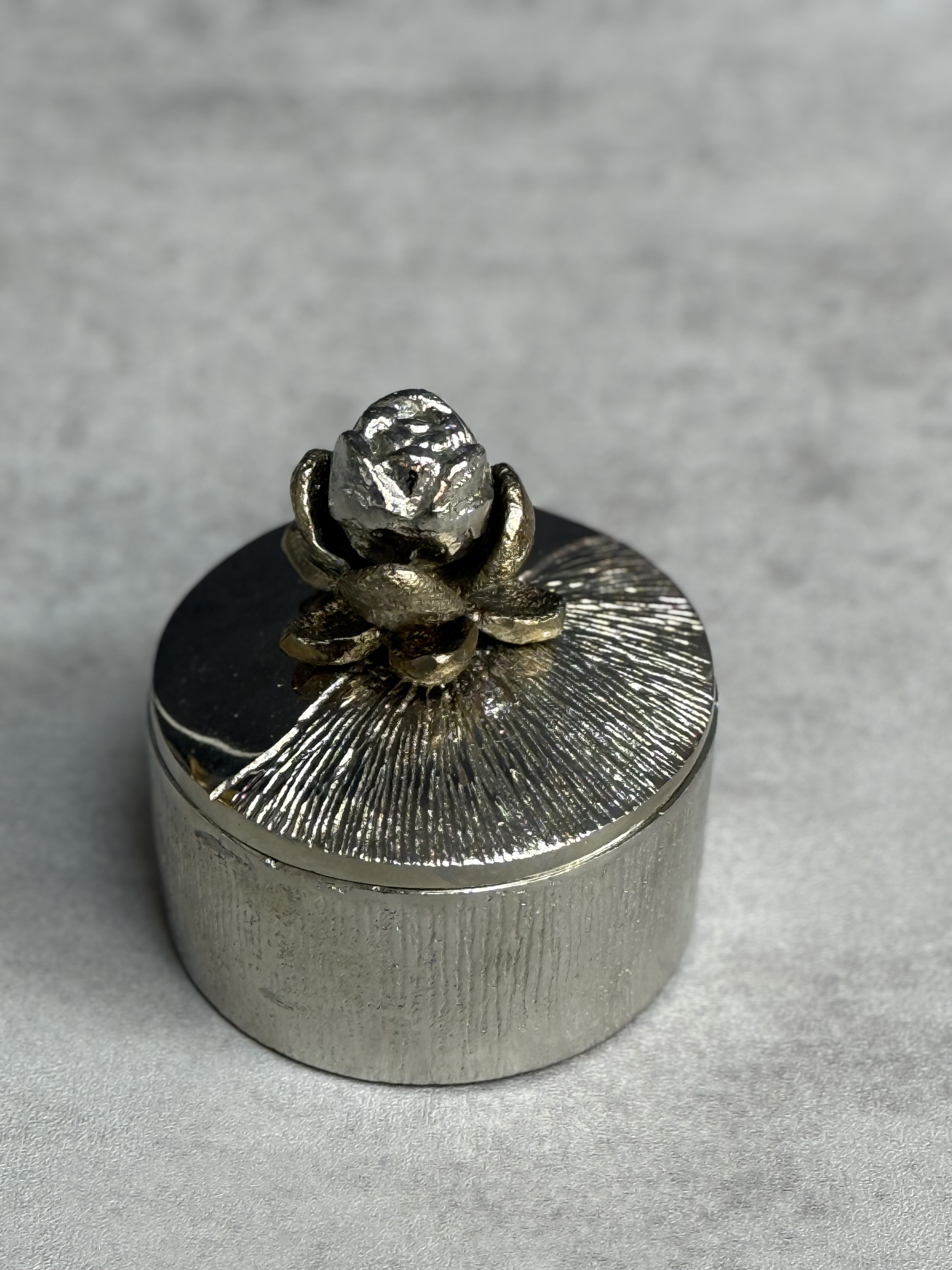 قندان نیلوفر A