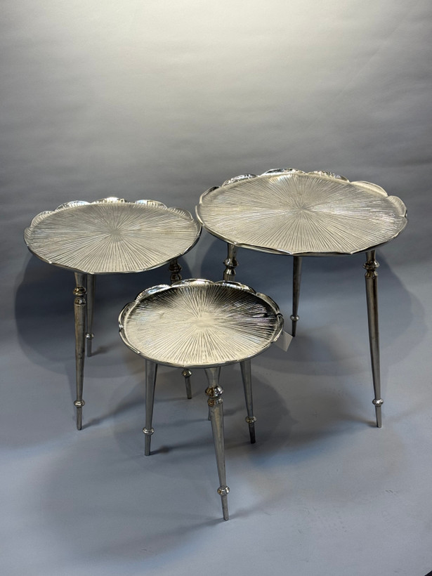 میز عسلی سه سایز طرح نیلوفر رنگ سیلور 2092