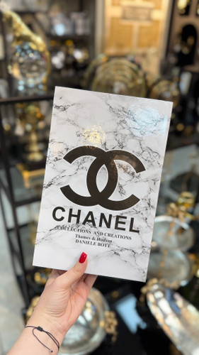 کتاب دکوراتیو ماربل شنل Chanel 2323